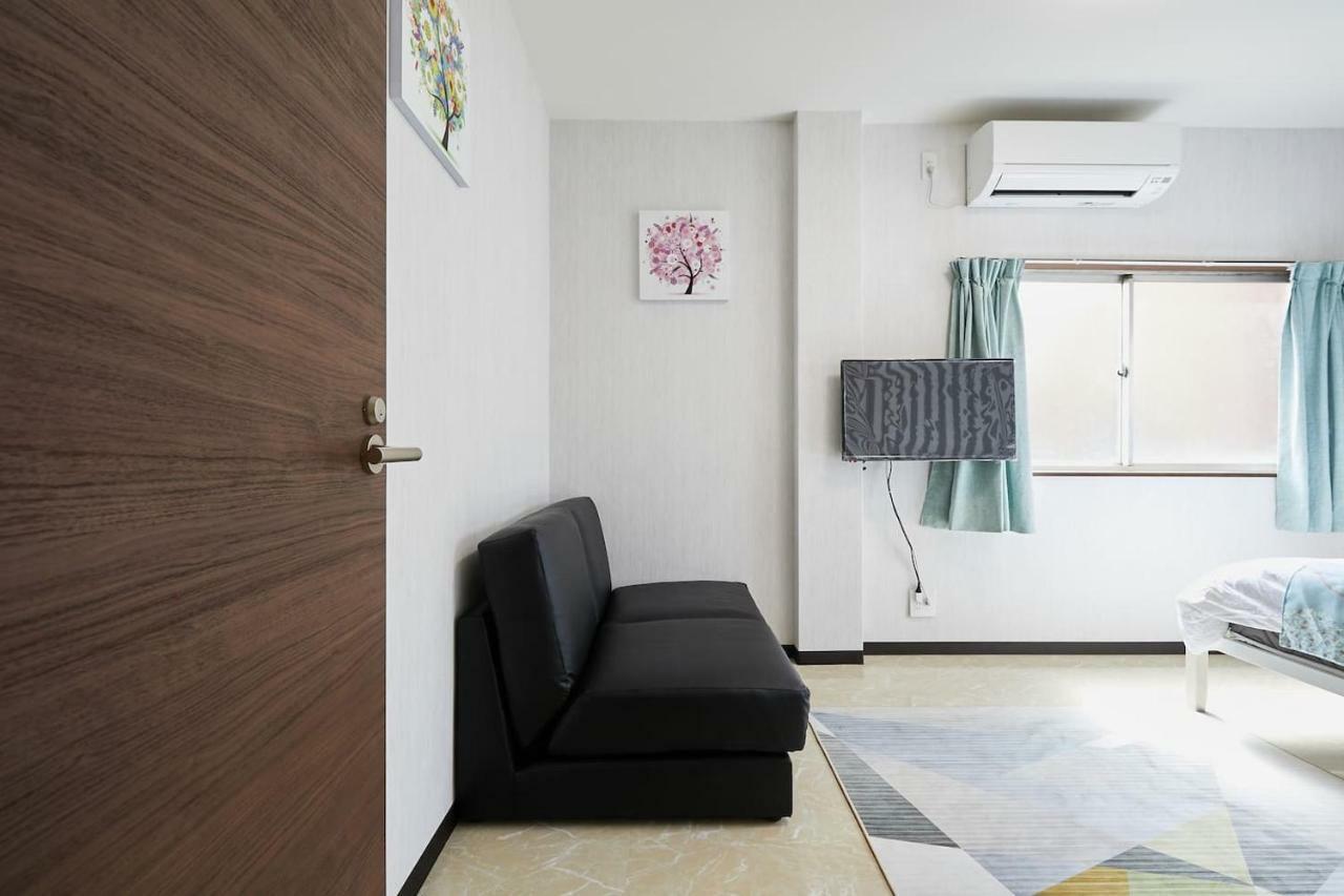 Mitsuba Guest House โตเกียว ภายนอก รูปภาพ