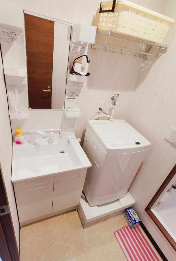 Mitsuba Guest House โตเกียว ภายนอก รูปภาพ